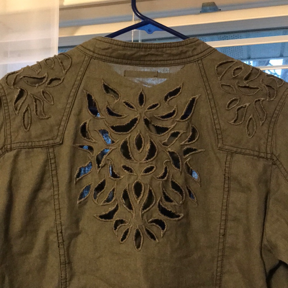 Jacket - Picture 5 of 5